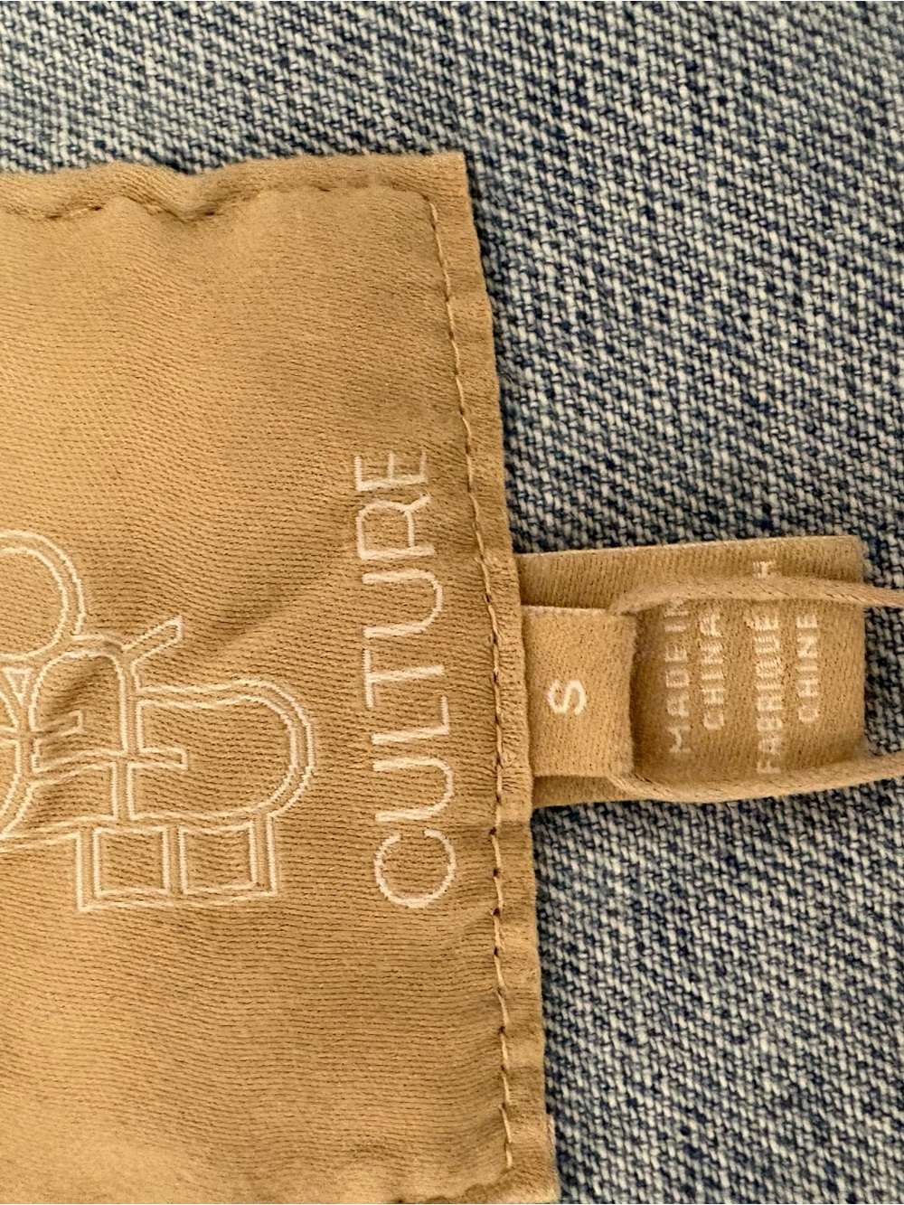 Culture Embroidered Light Wash Denim Vest with Floral Accent- NEW! - Picture 4 of 6
